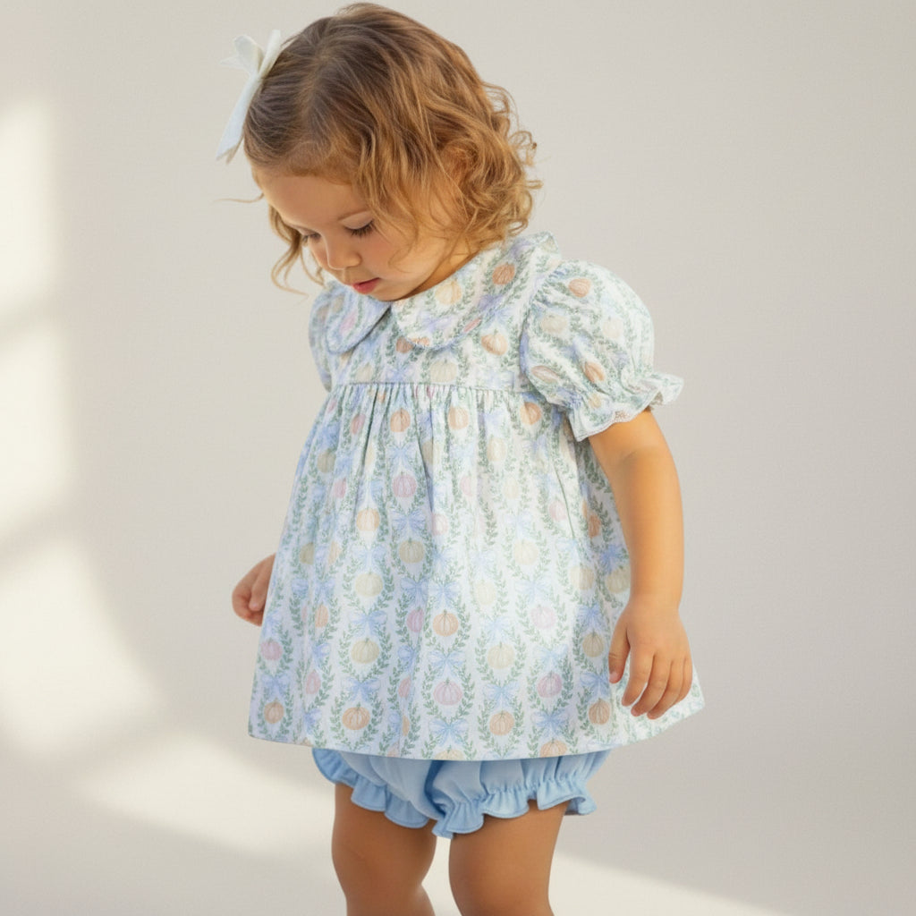 Short Sleeve Bloomer Set in Bow Pumpkin Print